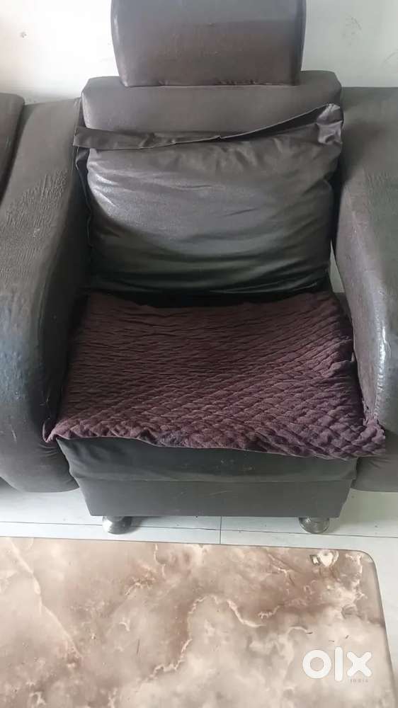 5 Seater Sofa 3+2