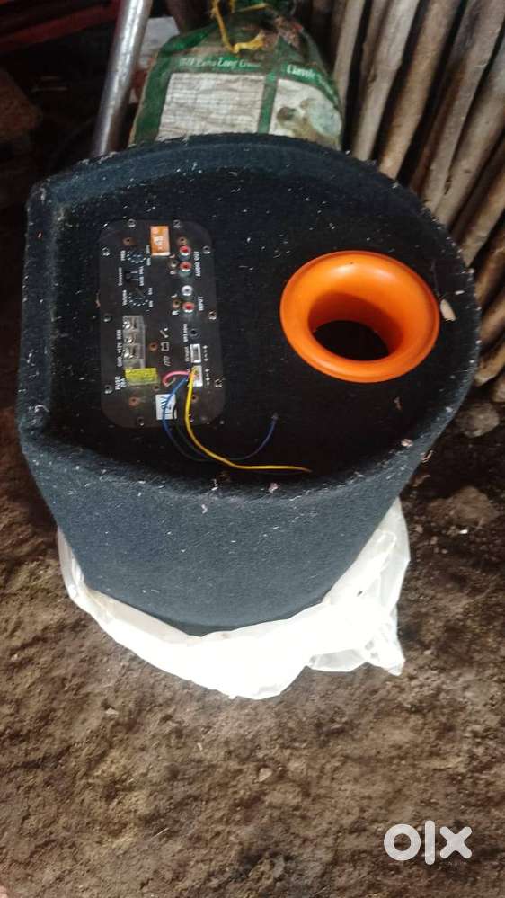 Speaker car