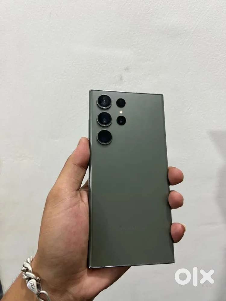 Get iPhone s23 ultra use model good condition with all accessories