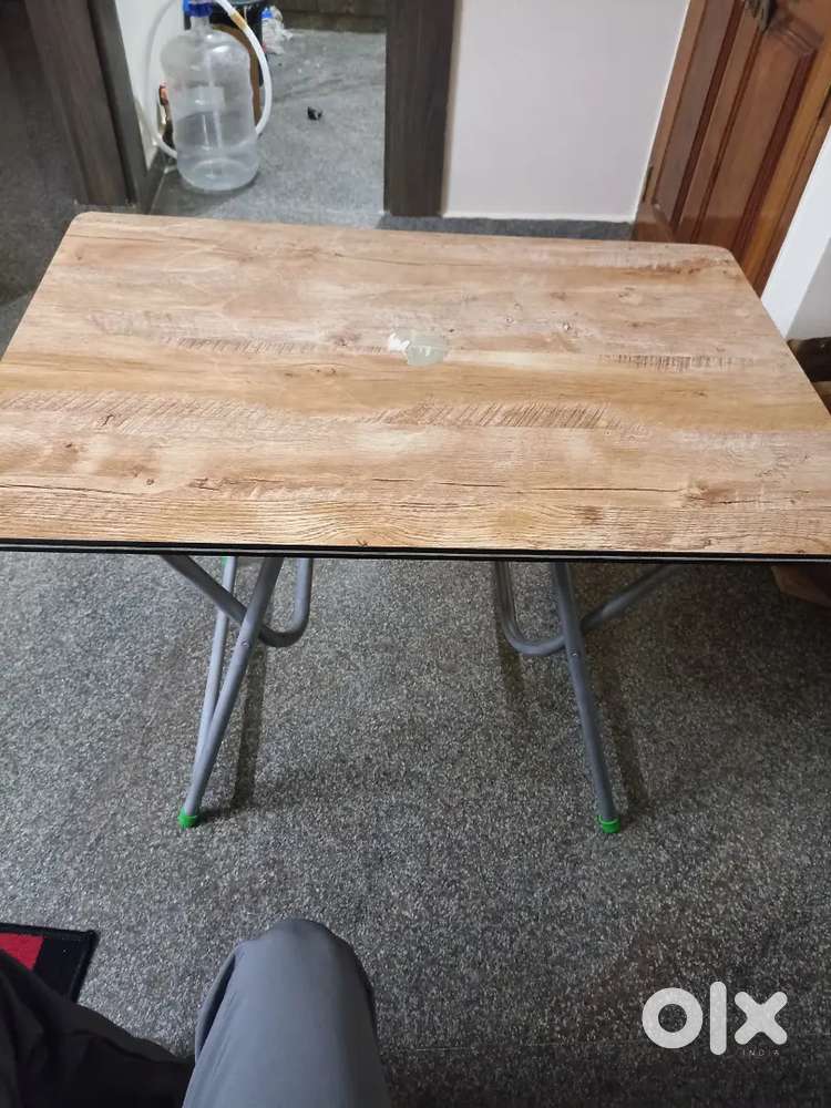Sturdy Study Table