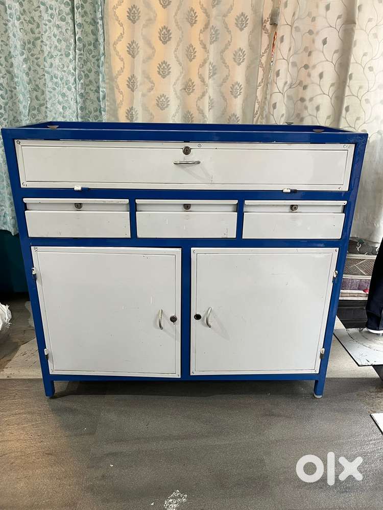 Heavy Duty Metal Storage Counter with Glass Top