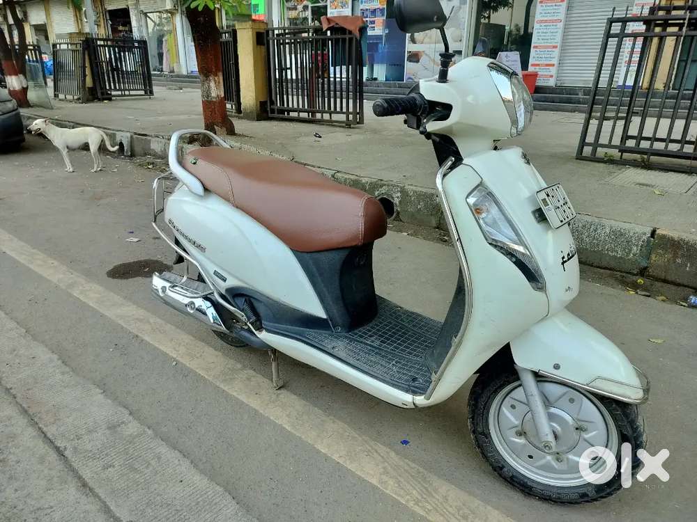 One hand used scooter in good condition.