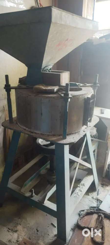 Aata chaki new condition machine