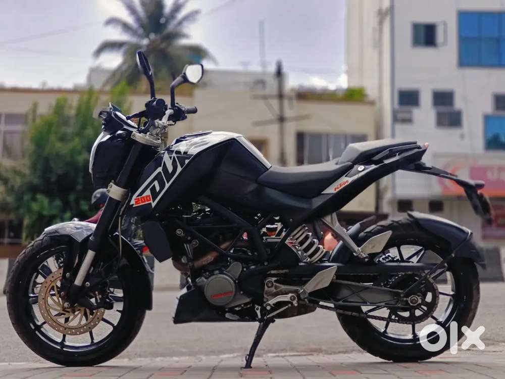 KTM DUKE 200