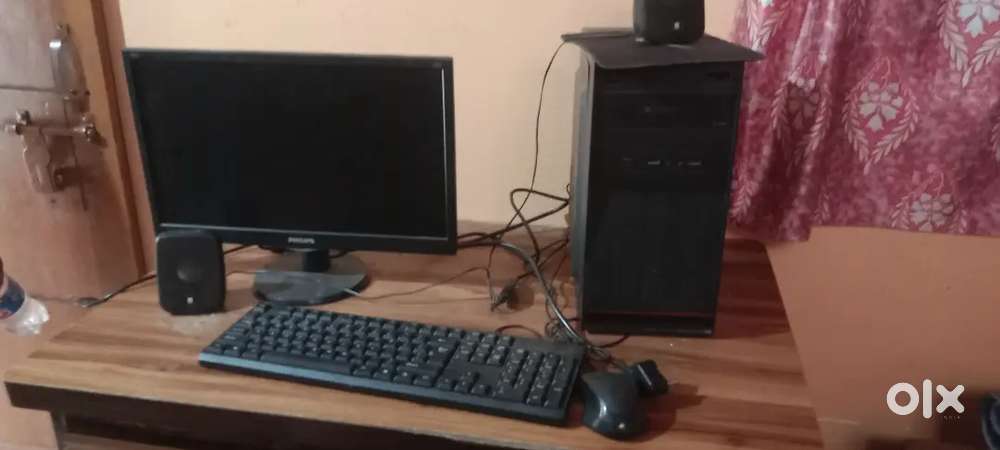 Desktop Computer Setup Good Condition