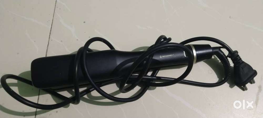 Hair straightener machine