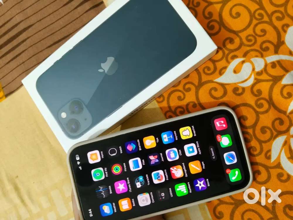 Iphone 13 128gb in good condition 1 month warranty left