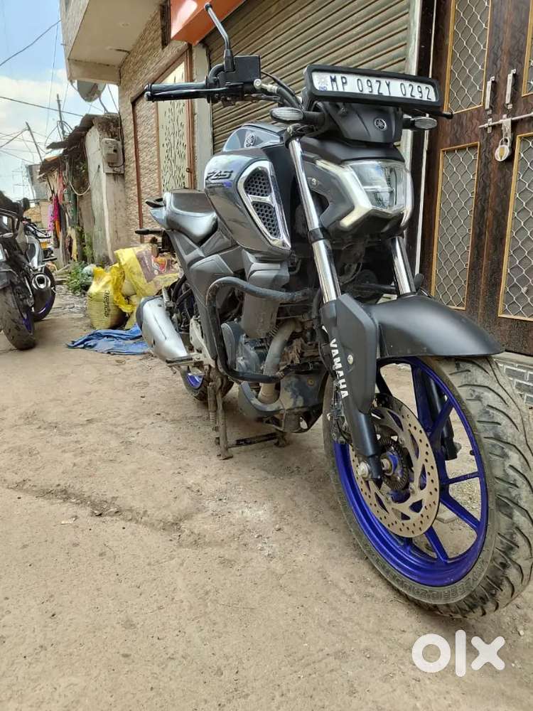 Good condition company serviced Tyre condition Good