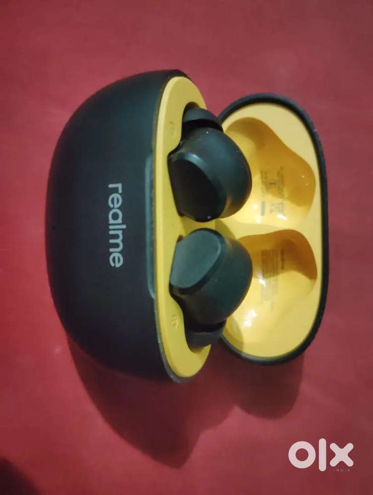 Realme Techlife Earbuds