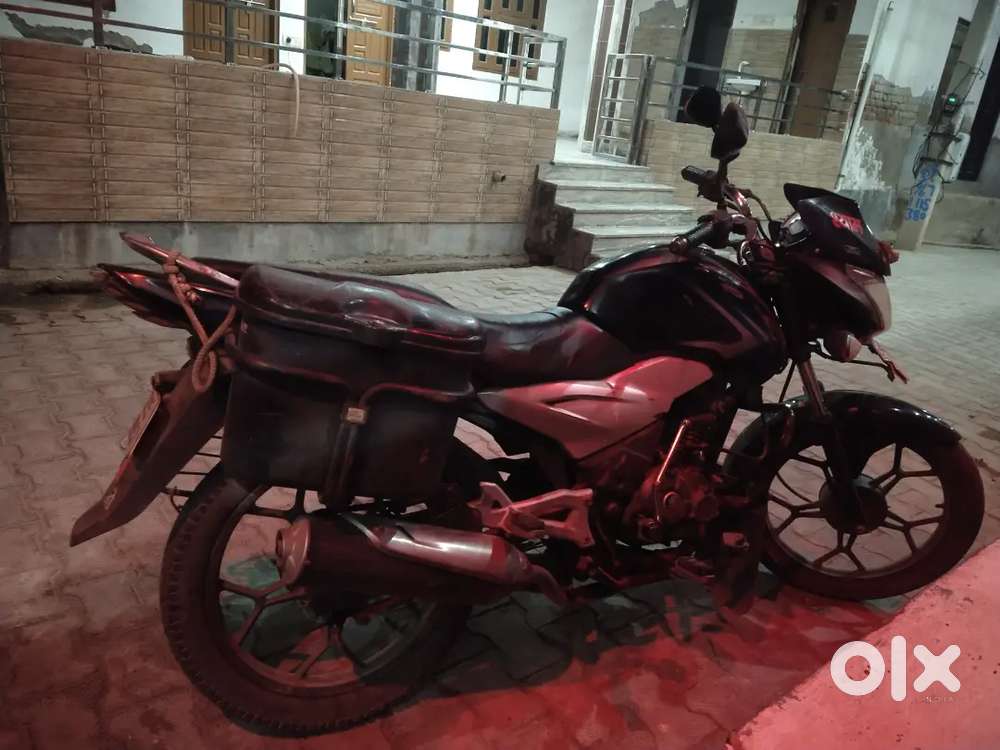 Side pocket is free of cost with bike