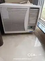 Window AC airconditioner blue star 1 ton