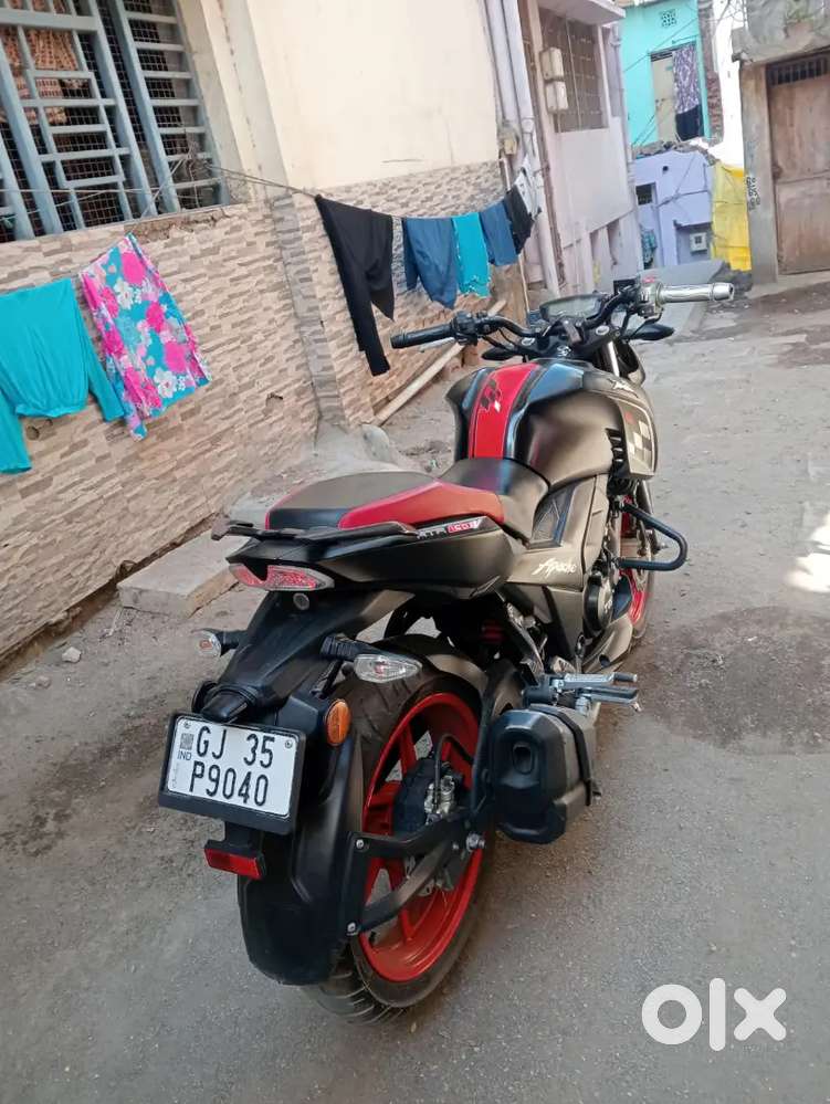Battery new tyre new