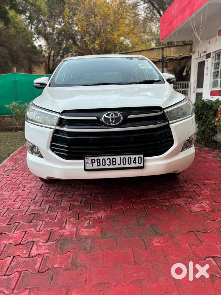 Toyota Innova Crysta 2.4 G Plus MT, 2017, Diesel