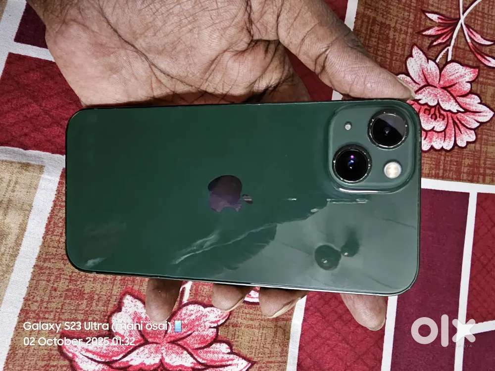 IPhone 13 256gb battery 85%mobile and original charger  (no box) good