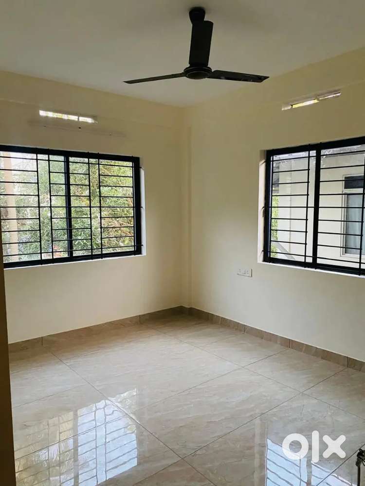 Rs.3500/- HOSTEL AT EDAPALLY TOLL FOR GENTS