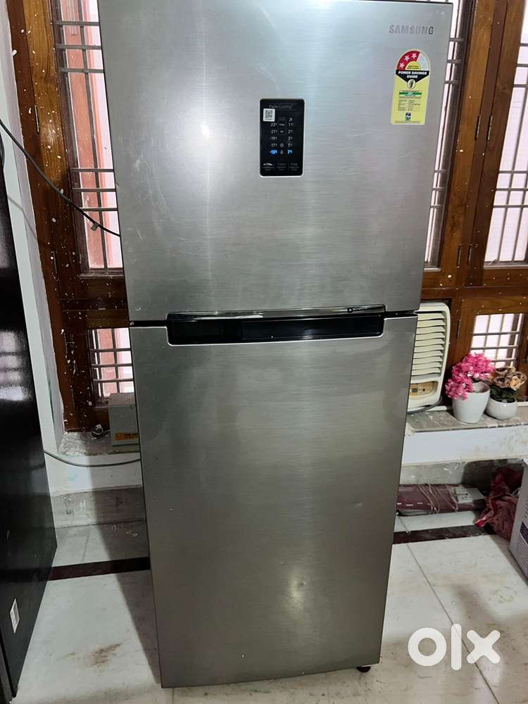 Samsung 330 litres fridge