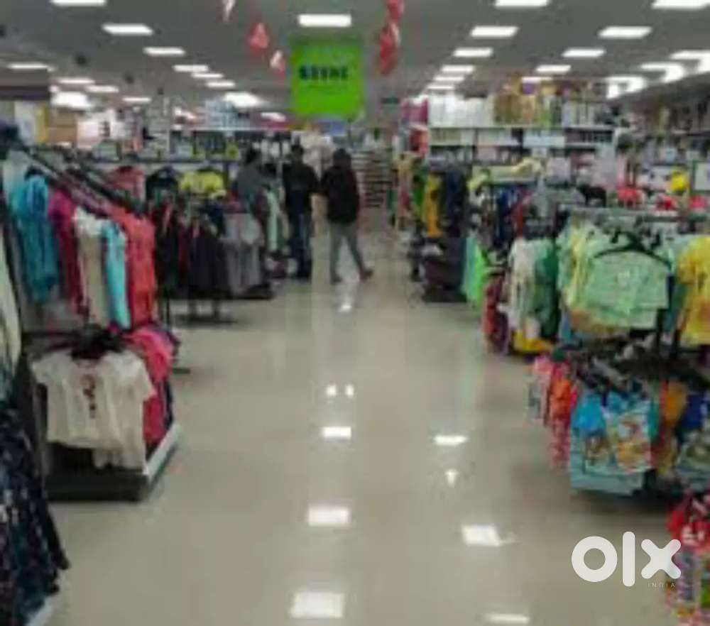 Supervisor and storekeeper required in shopping mall and warehouse