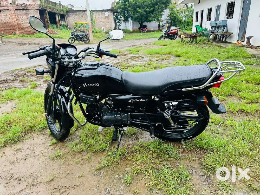 New hai 2500 chali hai 2025 model sell karni hai