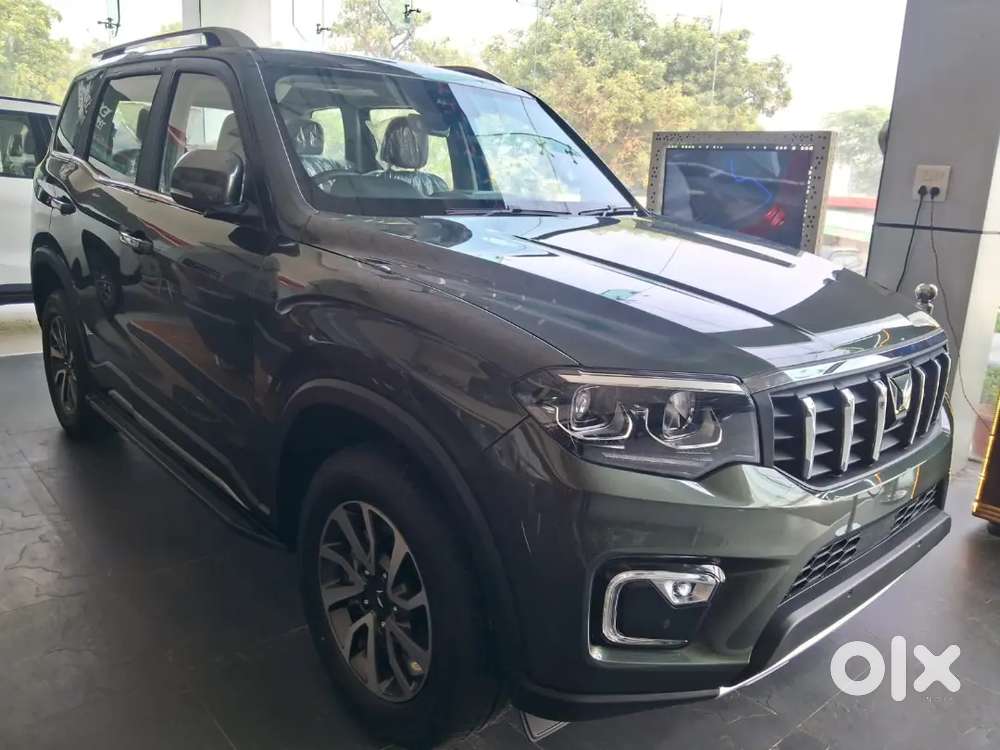 Driver automatic fortuner aur scorpio