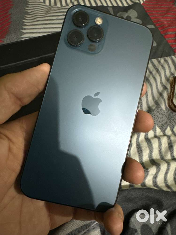 Iphone 12 pro battery health 82% Urgent need of money
