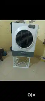 Bajaj cooler