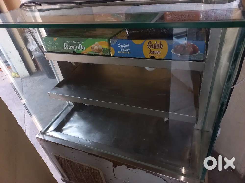 3 feet ac display counter for sweets and cake