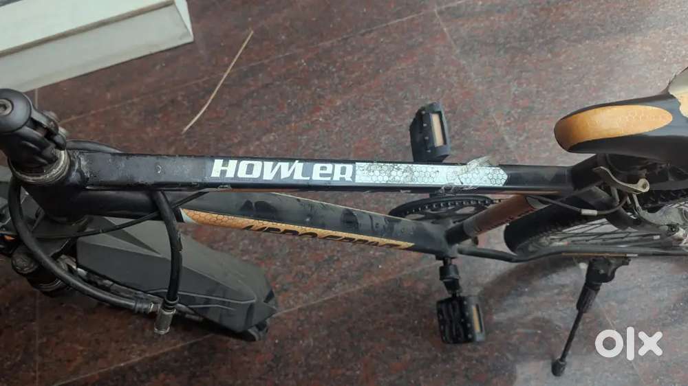 Hero howler 26 inch with orbi shockers