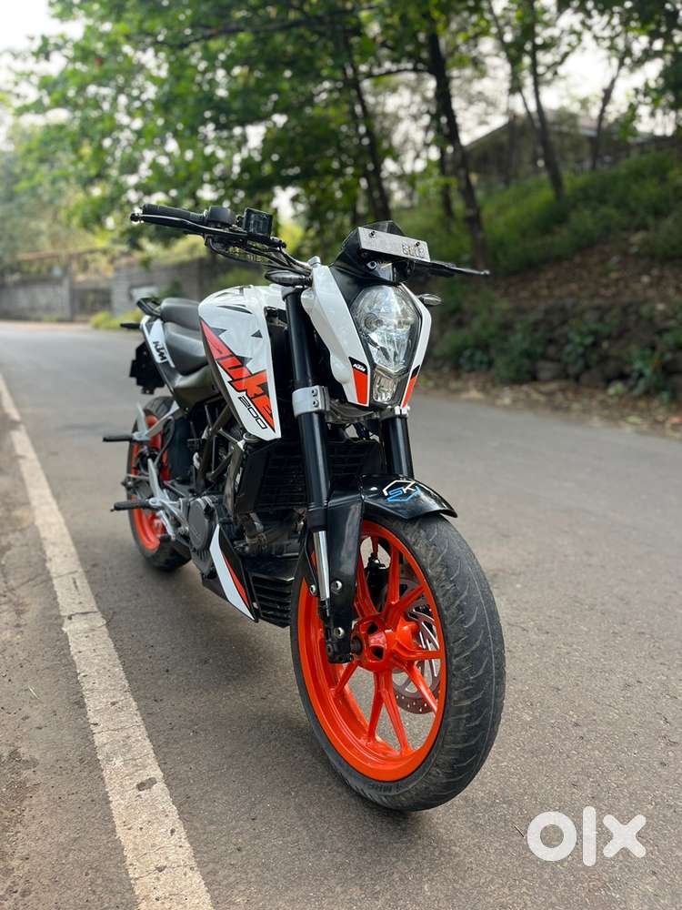 Duke 200 Argent sell