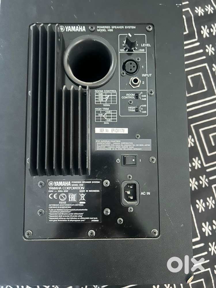Yamaha speakers