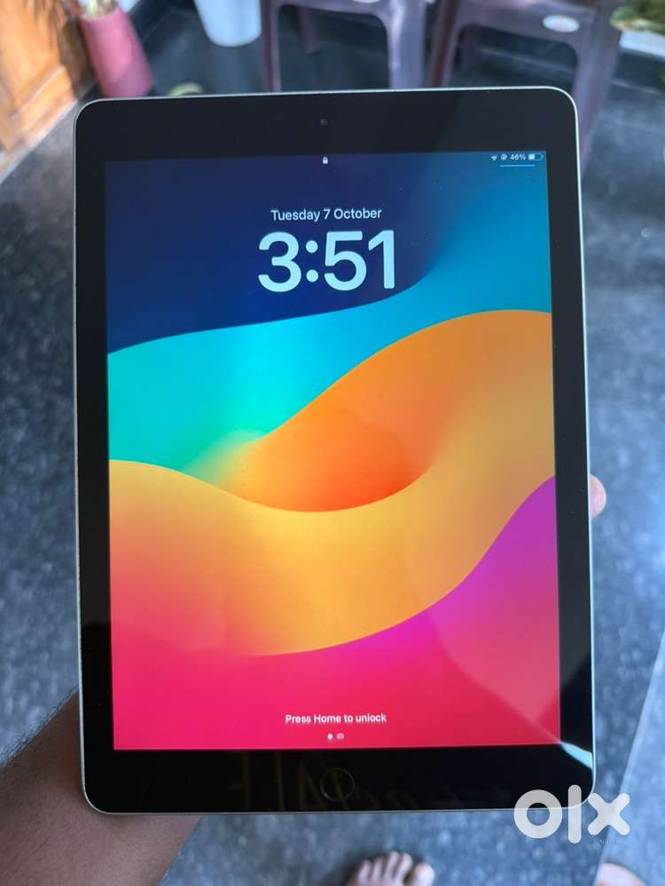 Ipad 6 th gen for sale