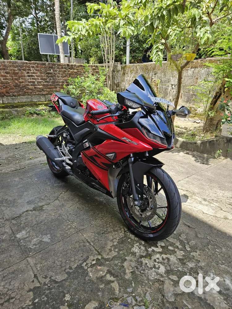 R15 v3 bs6 for sale