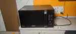 Oven samsung MC28H5145VK. JUST LIKE NEW