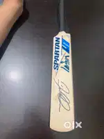 SPARTAN MINIATURE BAT WITH DAVID WARNER’S SIGNATURE!!!