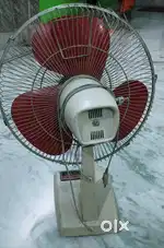 New Khaitan table fan for sale.