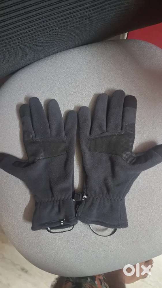 Adult mountain trekking fleece gloves - MT500 Black