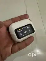Touch screen earbuds