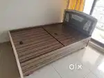 4x6 Box Bed with Gadla Urgent sell