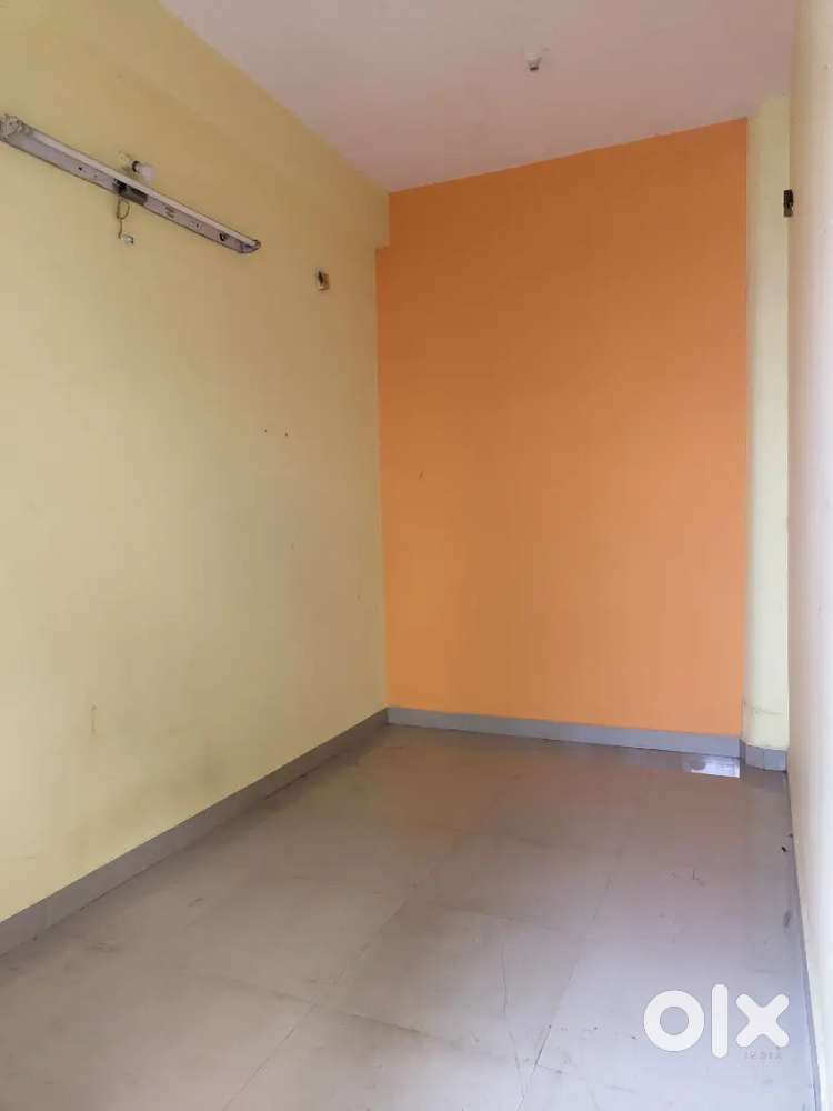 Office space available near NT road tempo stand