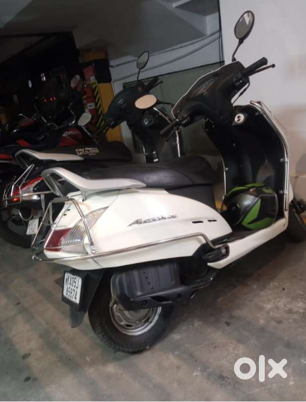 Single Hand user Honda Activa good conditioned
