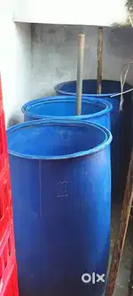 Pipaas . Water storage rums .