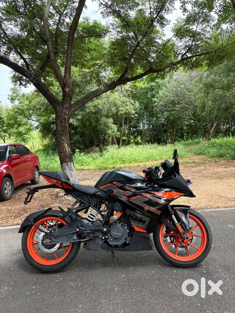 RC200-2020-27,000KMS-SINGLE OWNER