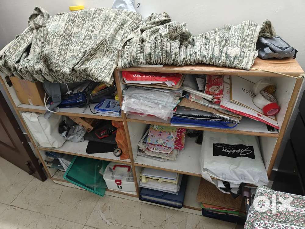 Rack for books