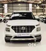 Hyundai Venue SX Plus Turbo DCT, 2020