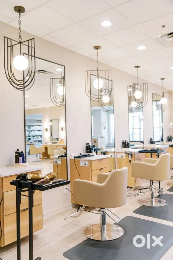 BUSINESS PARTNERS & STAFF WANTED