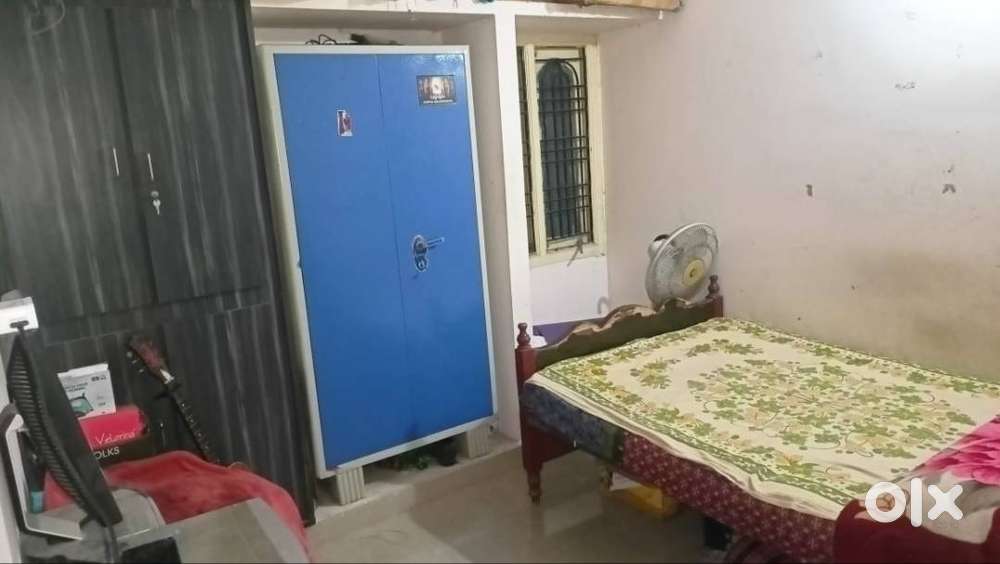 LUXURY 2BHK FLAT FOR SALE!