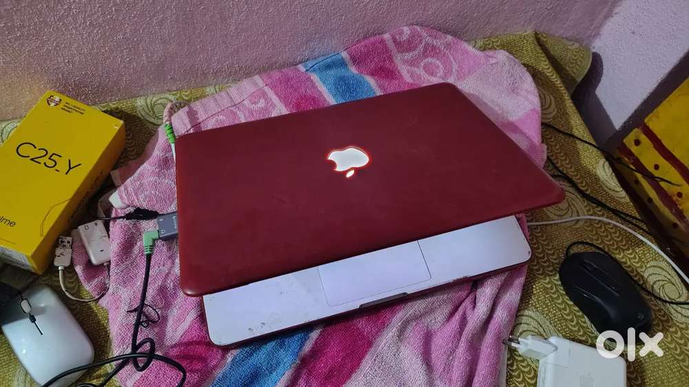 MacBook pro 2012 with mainstage 512ssd 1 tb hd 16 ram