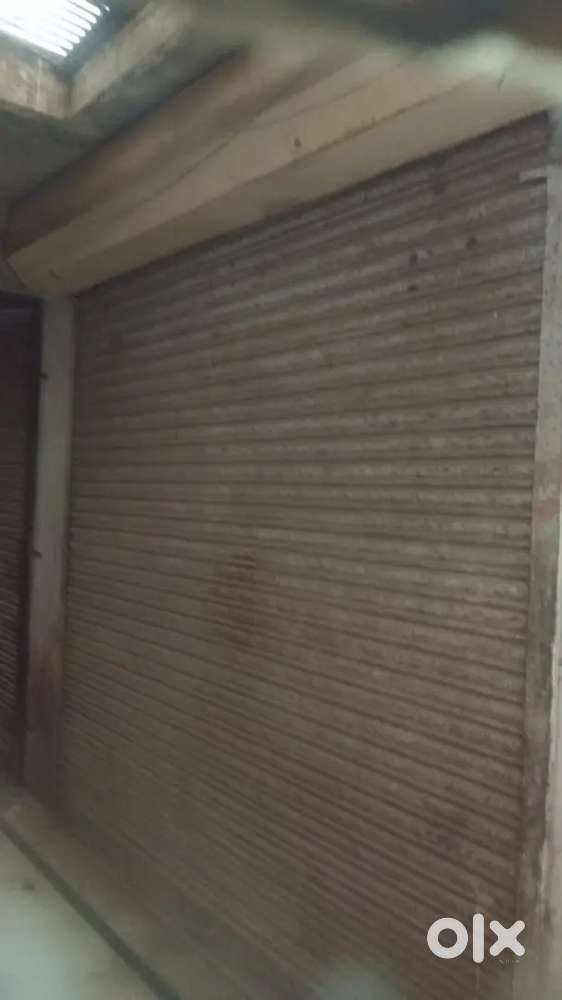 Good shop in 960 Vargh gaj