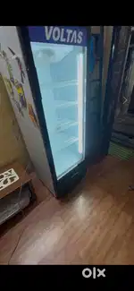 Voltas 320ltr visi cooler