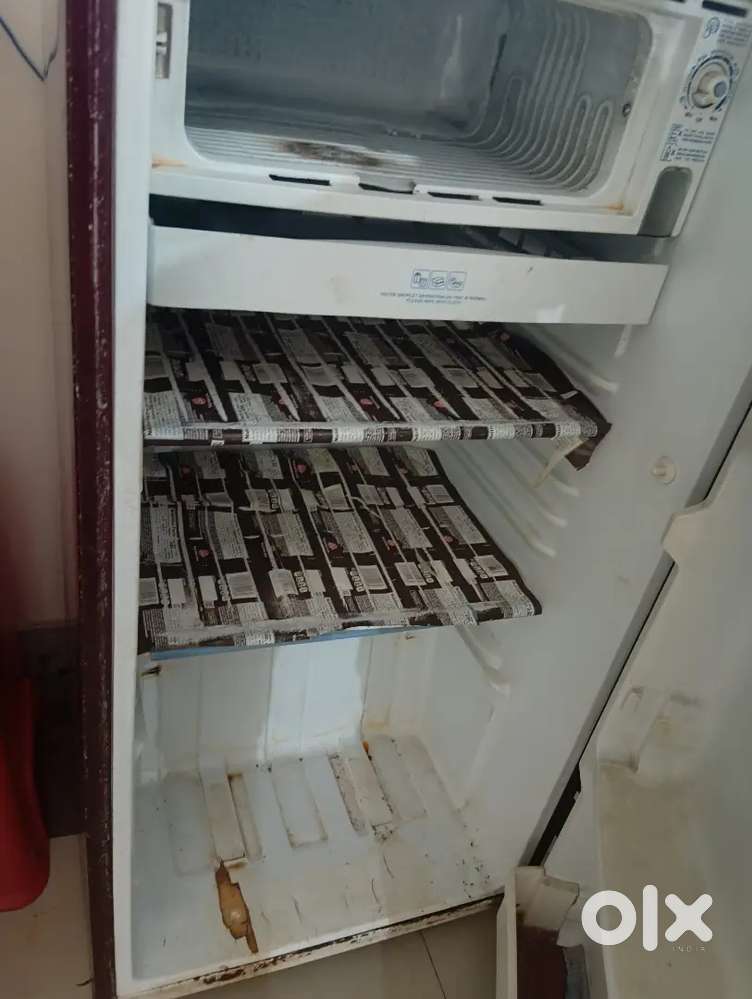 Dhakkan Kharab Hai Meri fridge ka