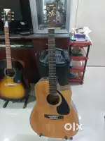 Antique Yamaha Taiwan Semi- Electric Guitar
